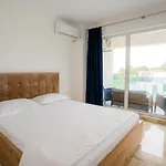 For Seven Apartament *