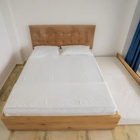 For Seven * Năvodari